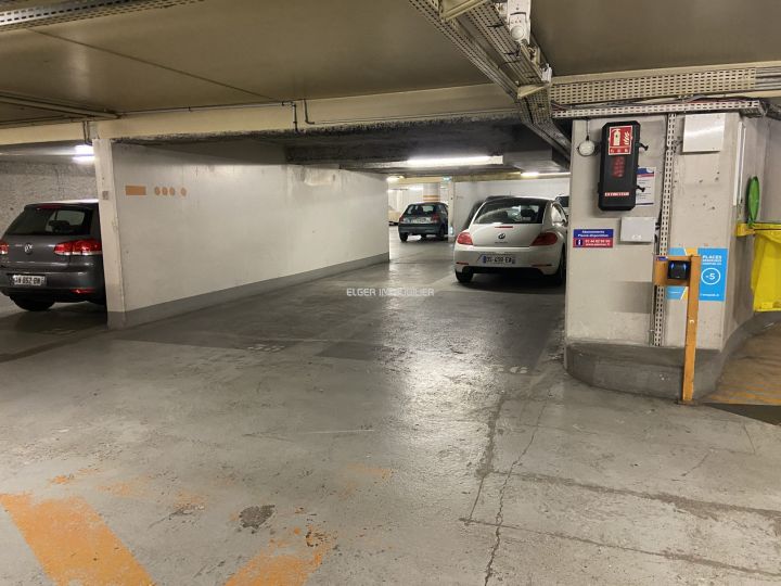 Vente Parking Paris 15 11 m²
